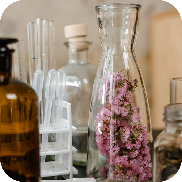 Discover the secrets of perfume language - 3